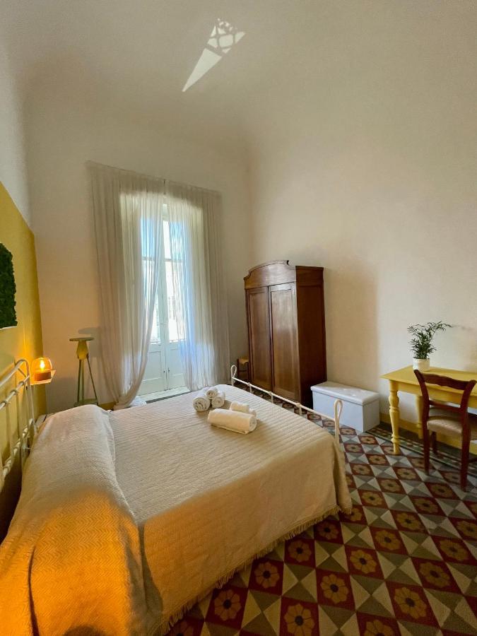4 Balconi House-Appartamento Salentino Nel Centro Di Lecce Ngoại thất bức ảnh