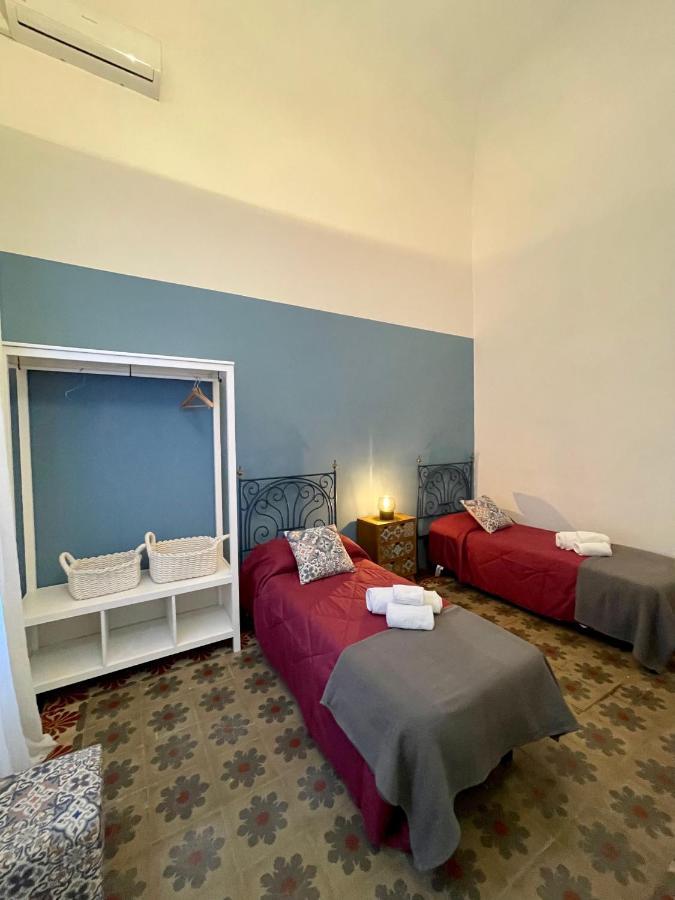 4 Balconi House-Appartamento Salentino Nel Centro Di Lecce Ngoại thất bức ảnh