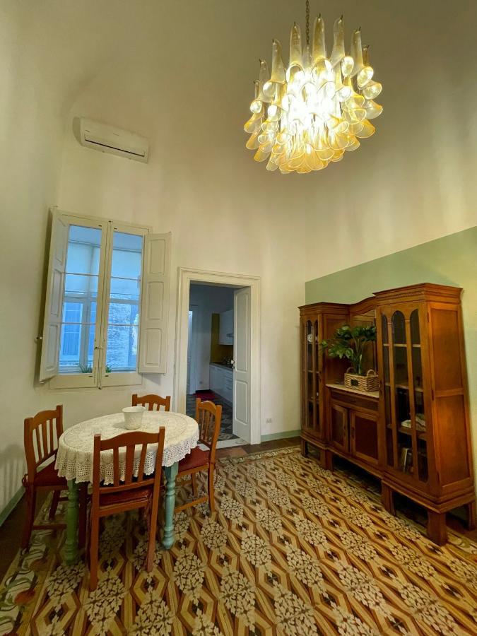 4 Balconi House-Appartamento Salentino Nel Centro Di Lecce Ngoại thất bức ảnh