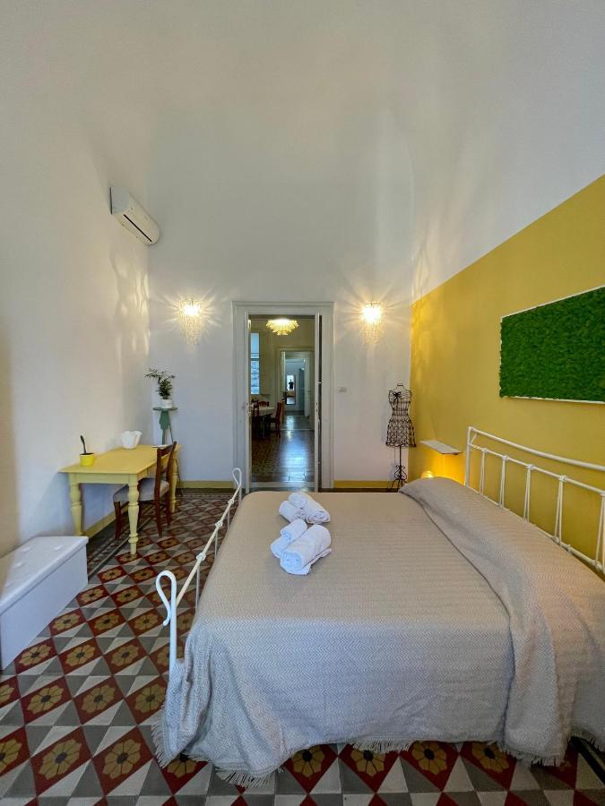 4 Balconi House-Appartamento Salentino Nel Centro Di Lecce Ngoại thất bức ảnh
